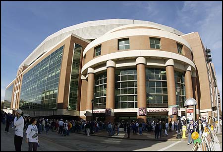 Edward Jones Dome